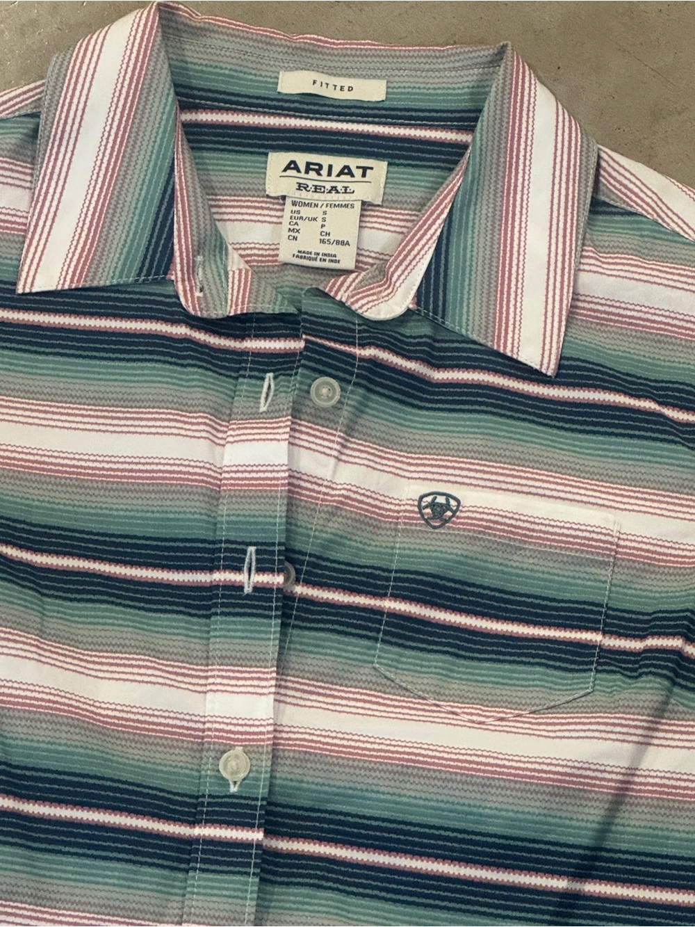 Ariat - Picture 2 of 5